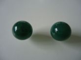 003BIJ - Brinco Bola Verde de Pedra